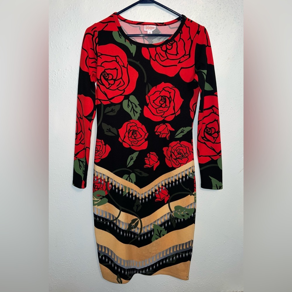 Lularoe rose and tassle print
